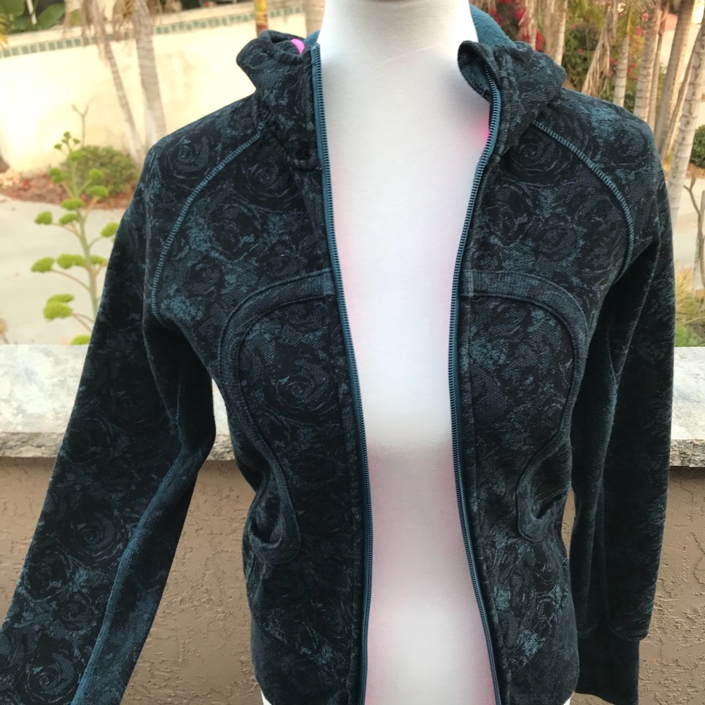 Vintage Lululemon sweater